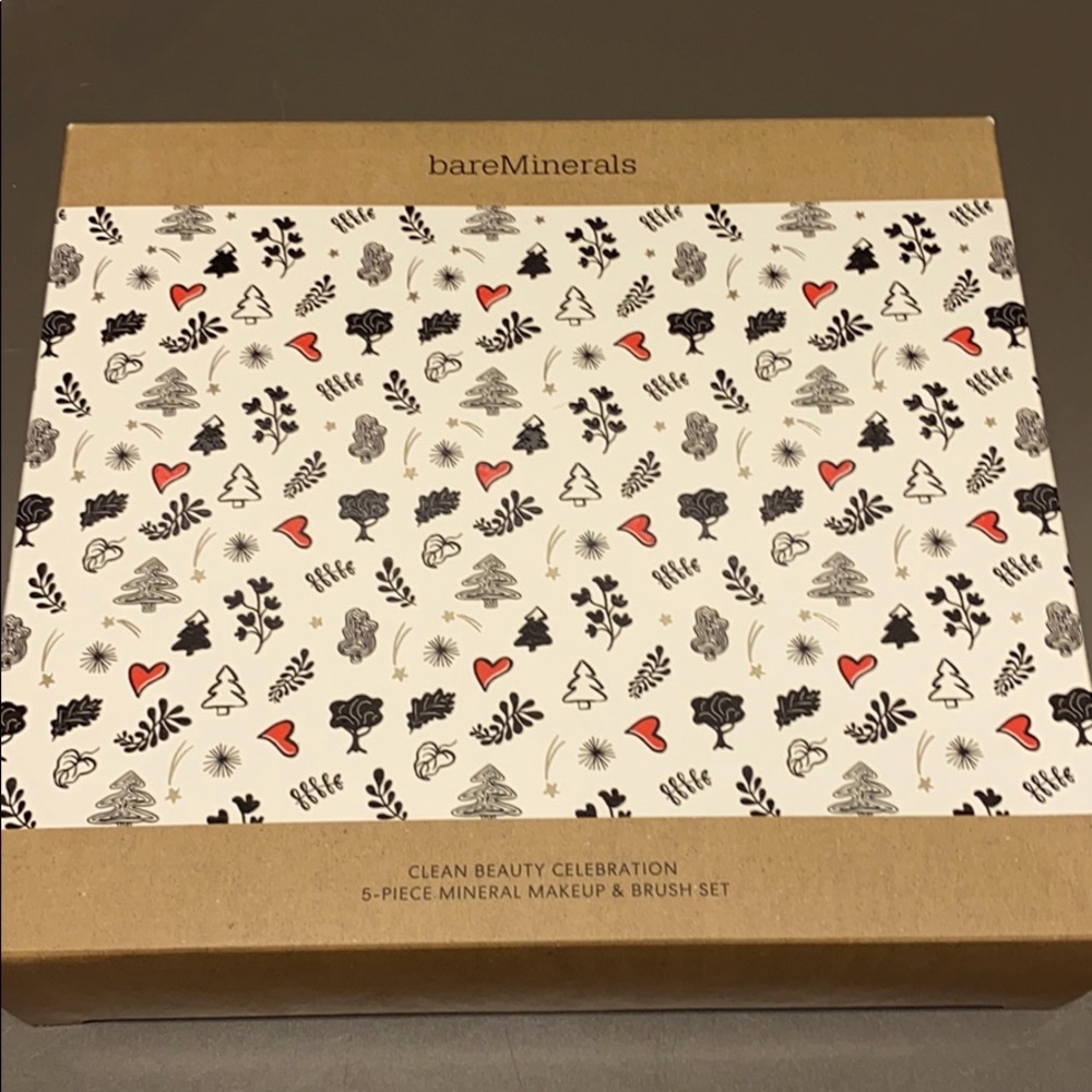 NEW BAREMINERALS Clean Beauty Celebration Set